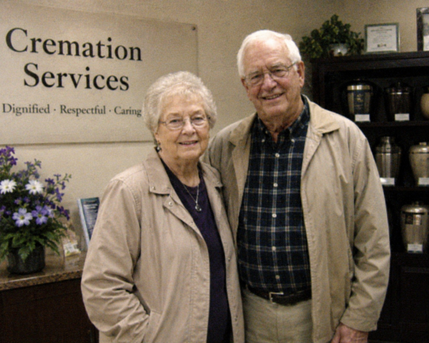 Rachel and Dan, founders of Honolulu Pet Cremation